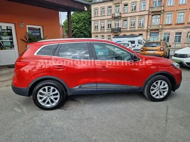 Gebraucht Renault Kadjar Crossborder 163 PS (119 kW) 2017 Rot SUV