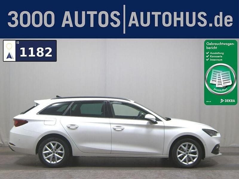 Weiss Gebraucht 2022 Seat Leon Style Kombi | 13.480 € (Superpreis) - Bild 1/4