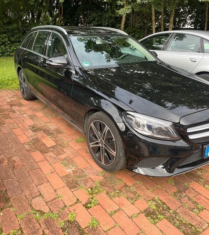 Gebraucht Mercedes C200 164 PS (120 kW) 2020 Schwarz Kombi