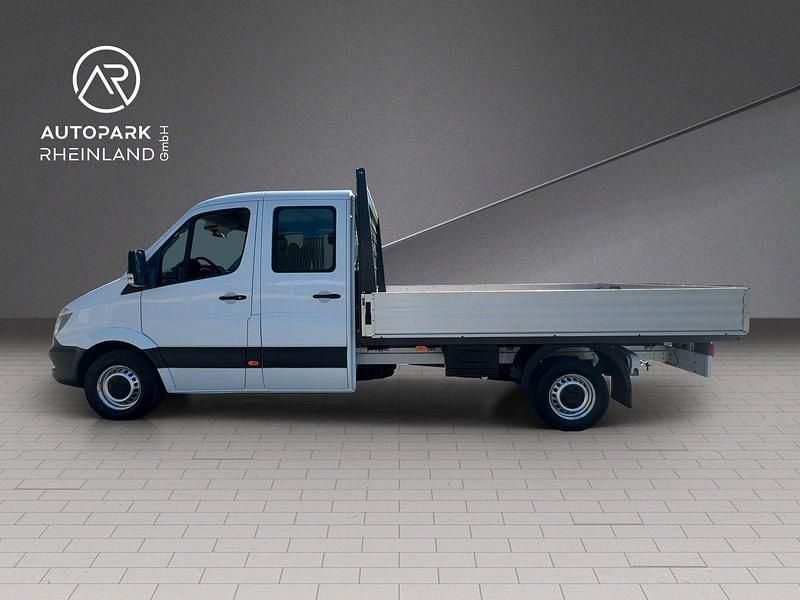 Weiß Gebraucht 2017 Mercedes 316 Van | 19.900 € (Fairer Preis) - Bild 1/4