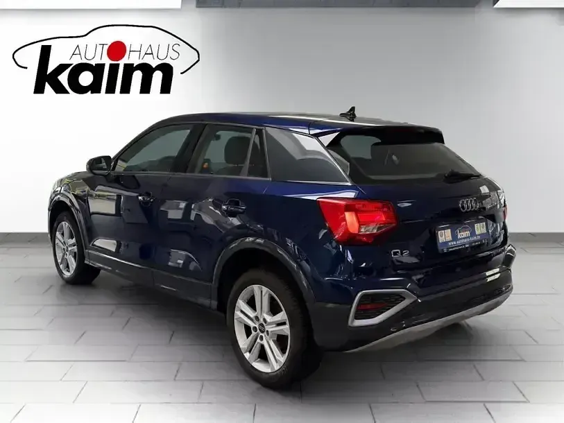 Używany Audi Q2 Advanced 150 KM (110 kW) 2024 Niebieski SUV