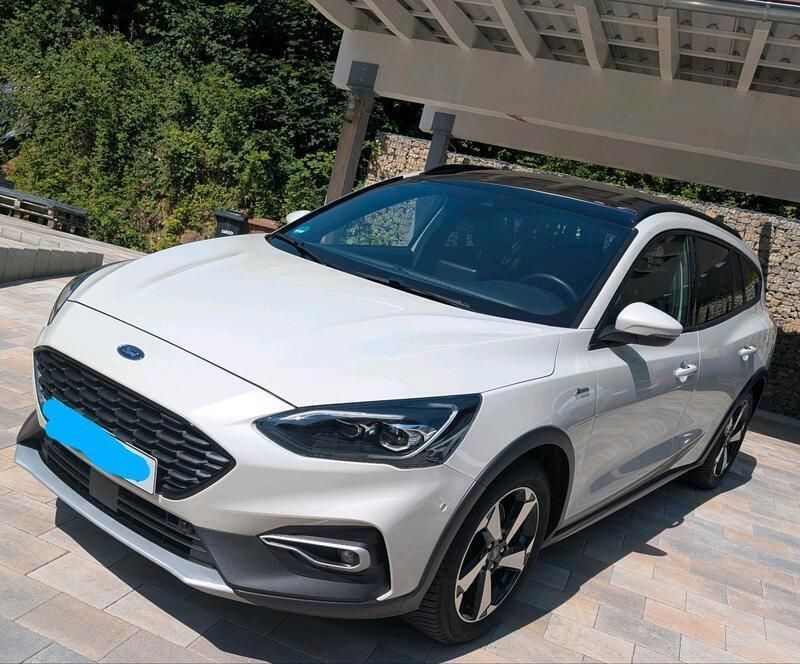 Beige Gebraucht 2022 Ford Focus Active Kombi | 24.995 € (Etwas zu teuer) - Bild 1/4