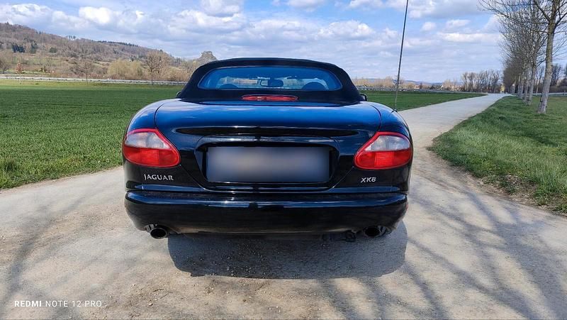 Gebraucht Jaguar XK8 284 PS (208 kW) 2000 Schwarz Cabrio