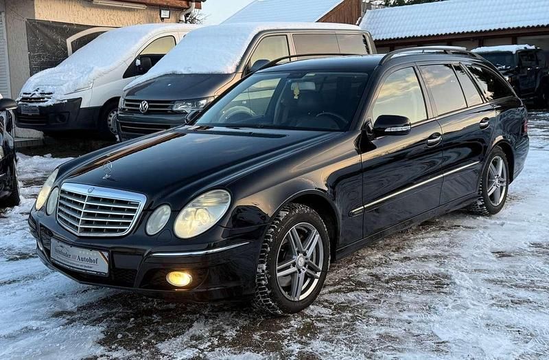 Gebraucht Mercedes E320 Elegance 224 PS (164 kW) 2006 Obsidianschwarz  metalliclack Kombi