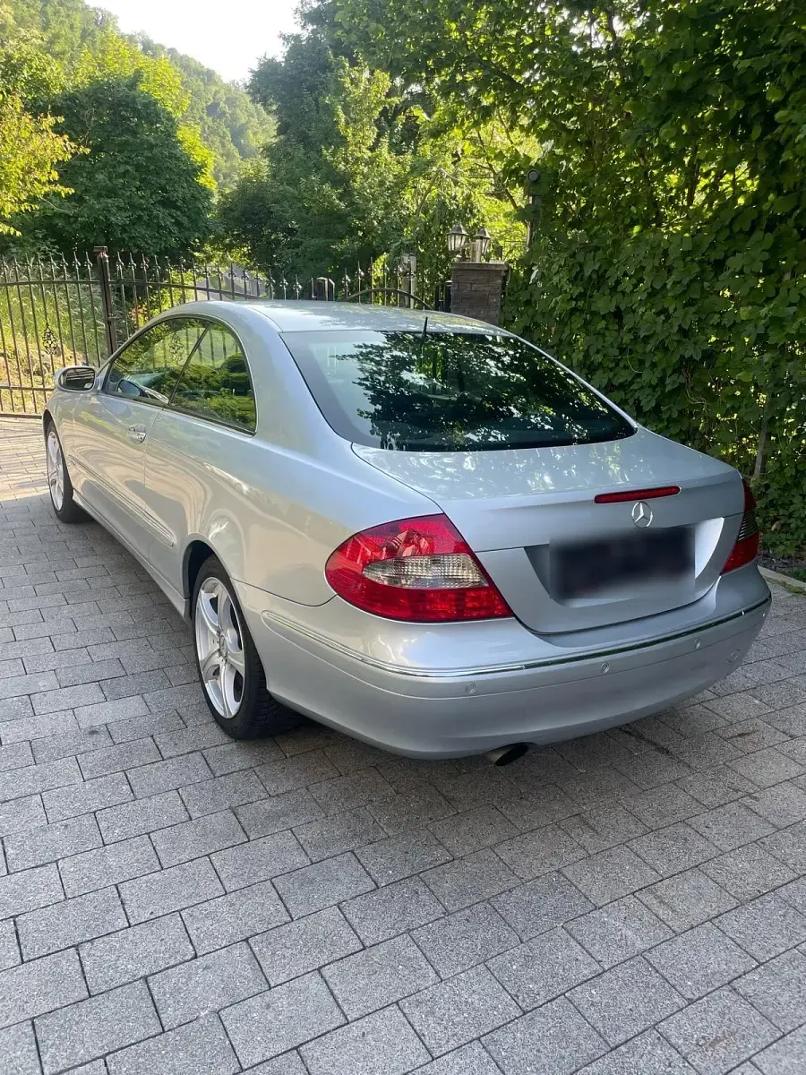 Gebraucht Mercedes CLK200 163 PS (119 kW) 2007 Silber Coupé