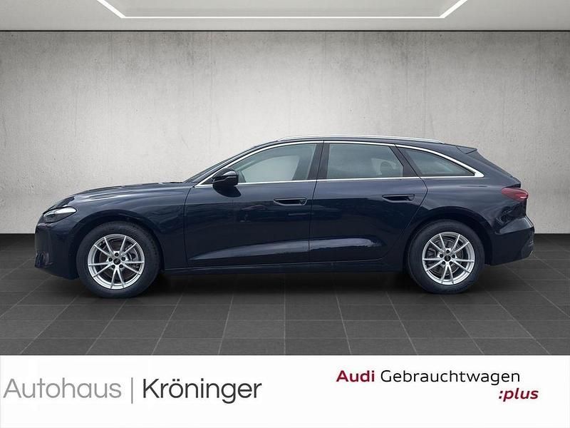 Gebraucht Audi A5 Sport 204 PS (150 kW) 2025 Firmamentblau metallic Kombi