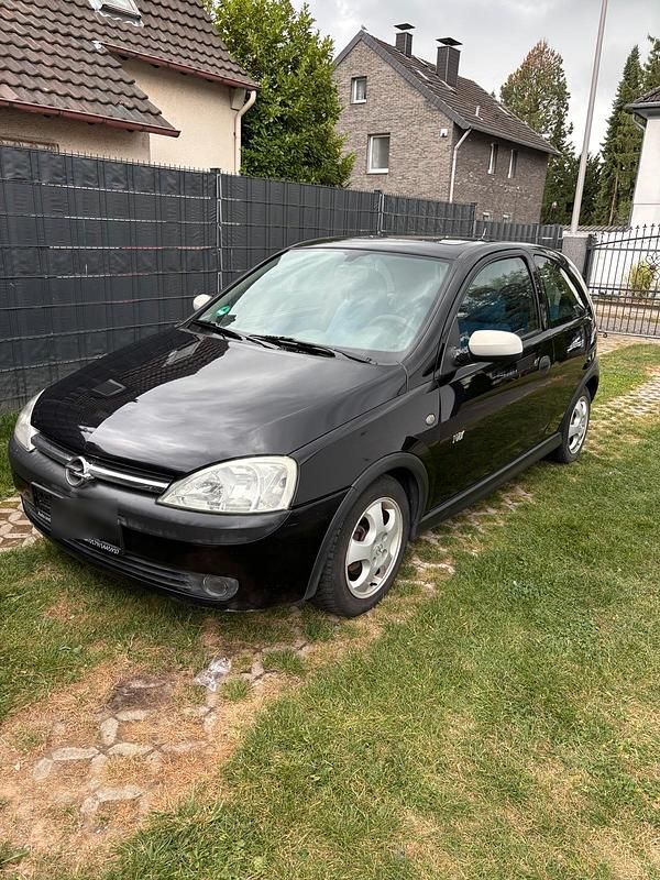 Schwarz Gebraucht 2003 Opel Corsa Kleinwagen | 350 € (Superpreis) - Bild 1/4