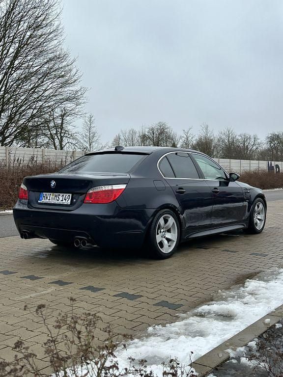 Gebraucht BMW 525 Performance 192 PS (141 kW) 2004 Blau Limousine