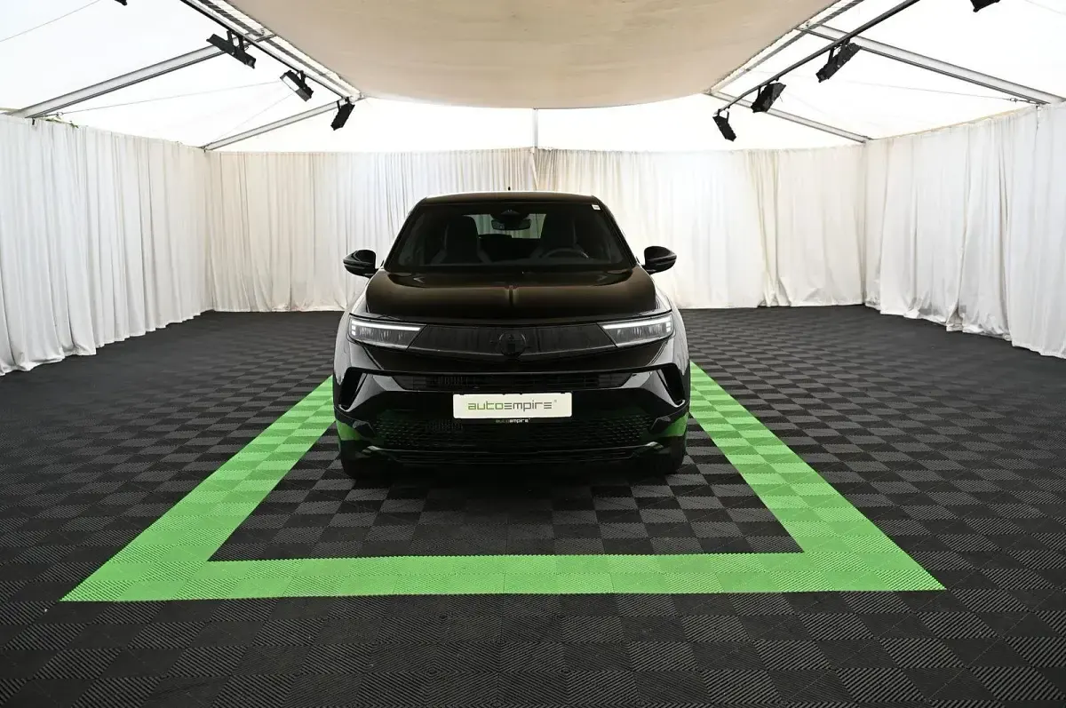 Gebraucht Opel Mokka 136 PS (100 kW) 2025 Schwarz SUV