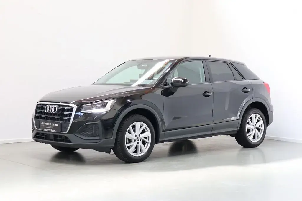 Gebraucht Audi Q2 Basis 150 PS (110 kW) 2022 Schwarz SUV