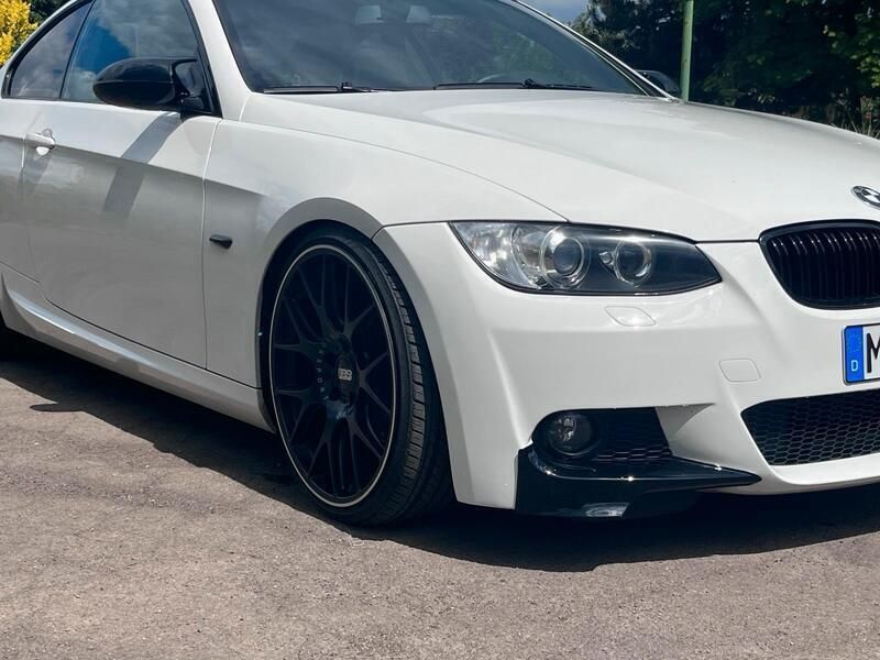 Weiß Gebraucht 2008 BMW 325 M Performance Coupé | 9.999 € (Etwas zu teuer) - Bild 1/4