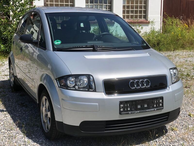 Silber Gebraucht 2000 Audi A2 Kleinwagen | 3.490 € (Fairer Preis) - Bild 1/4