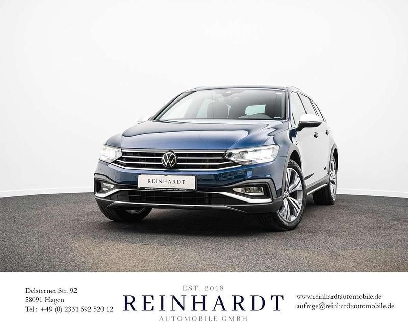 Aquamarinblau metallic Gebraucht 2023 VW Passat Alltrack Kombi | 36.280 € (Fairer Preis) - Bild 1/3
