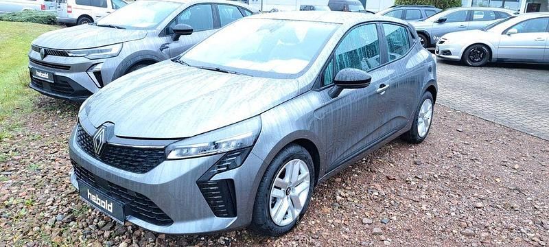 Neu Renault Clio V Evolution 91 PS (66 kW) 2025 Grau Limousine