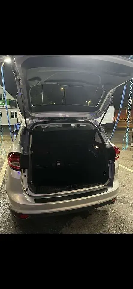 Gebraucht Ford C-MAX Trend 125 PS (91 kW) 2016 Van / Kleinbus