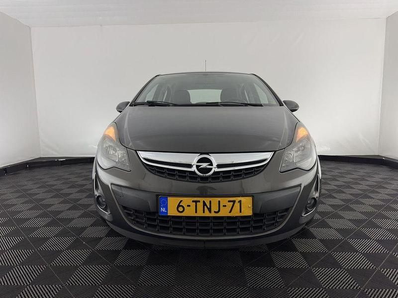 Gebraucht Opel Corsa Business 97 PS (71 kW) 2014 Grau Limousine