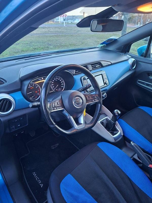 Gebraucht Nissan Micra Acenta 71 PS (52 kW) 2017 Blau Kleinwagen