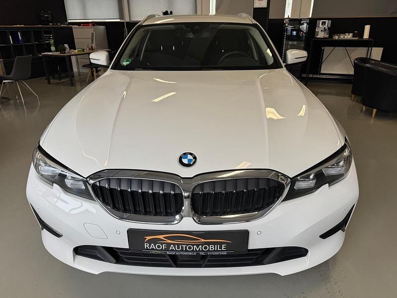 Gebraucht BMW 320 Advantage 190 PS (139 kW) 2020 Weiß Kombi