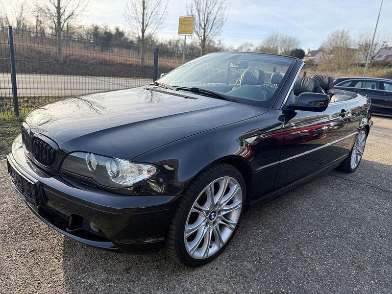 Schwarz Gebraucht 2003 BMW 325 Sport Line Cabrio | 12.250 € - Bild 1/4