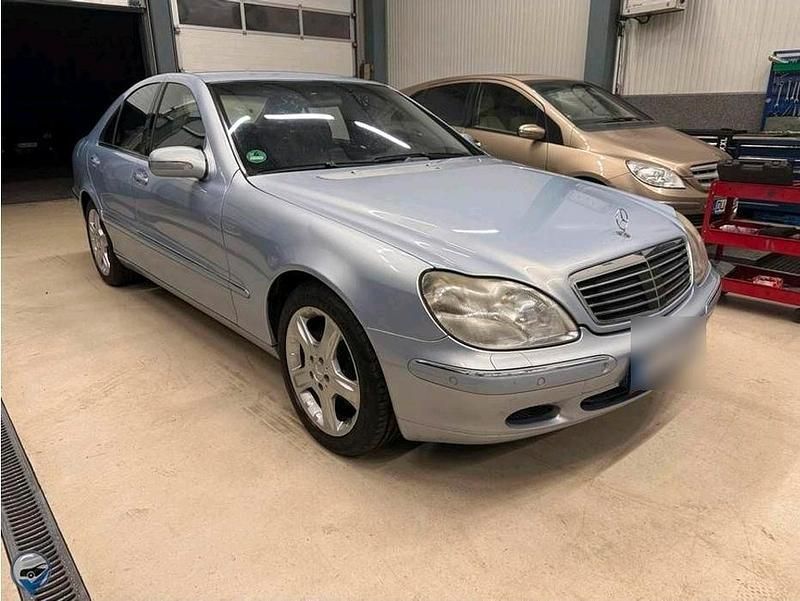 Gebraucht Mercedes S500 306 PS (225 kW) 2001 Blau Limousine