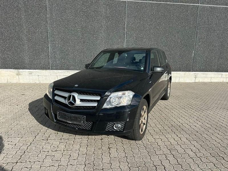 Gebraucht Mercedes GLK250 204 PS (150 kW) 2012 Schwarz SUV