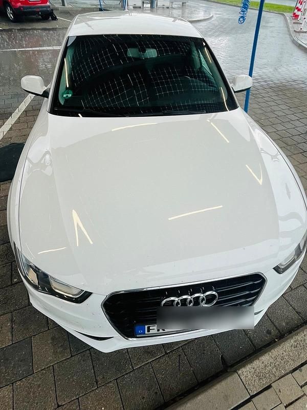 Weiß Gebraucht 2017 Audi A5 Sportback Design Limousine | 9.000 € (Superpreis) - Bild 1/4