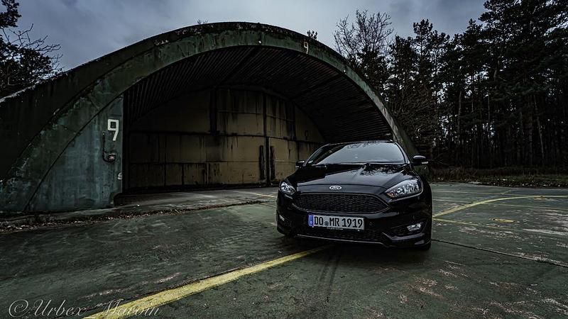 Gebraucht Ford Focus ST-Line 140 PS (102 kW) 2018 Schwarz Kombi