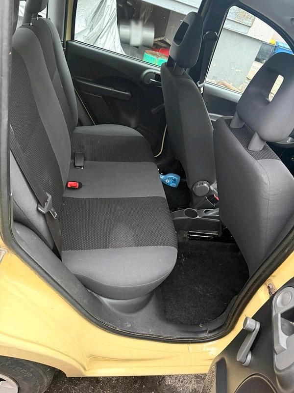 Gebraucht Fiat Panda 60 PS (44 kW) 2009 Gelb Kleinwagen