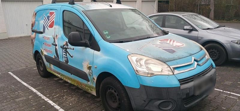 Gebraucht Citroën Berlingo 75 PS (55 kW) 2010 Blau Van / Kleinbus