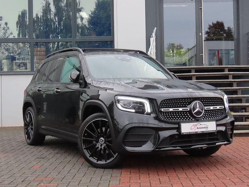 Schwarz Gebraucht 2021 Mercedes GLB250 SUV | 35.900 € (Etwas zu teuer) - Bild 1/4