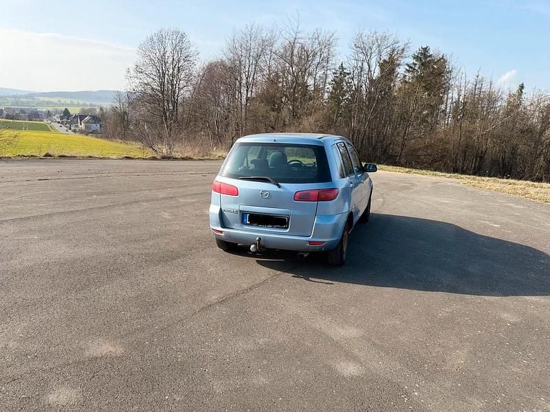 Gebraucht Mazda 2 80 PS (58 kW) 2006 Blau Kleinwagen