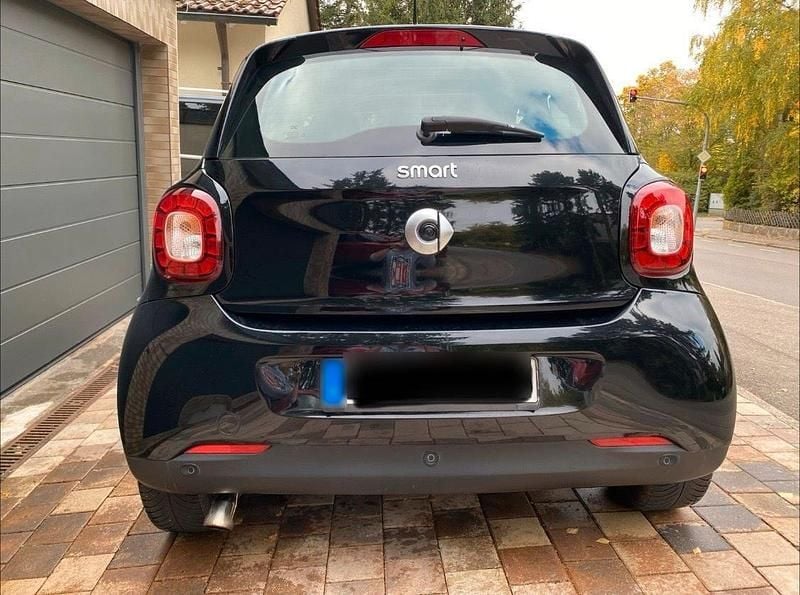 Gebraucht Smart ForFour Passion 90 PS (66 kW) 2019 Schwarz Kleinwagen