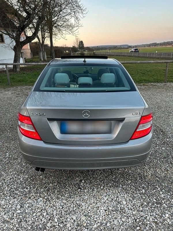 Gebraucht Mercedes C200 136 PS (100 kW) 2009 Limousine