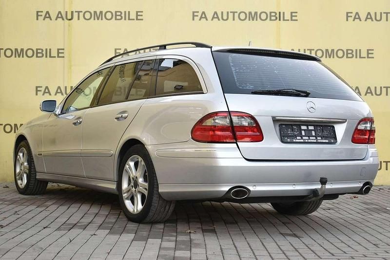 Gebraucht Mercedes E320 224 PS (164 kW) 2007 Silber Kombi