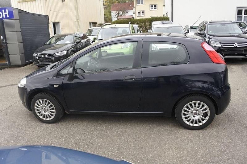 Gebraucht Fiat Punto Dynamic 65 PS (47 kW) 2009 Schwarz Kleinwagen