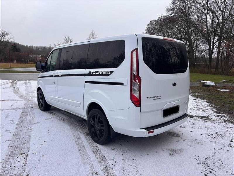 Gebraucht Ford Tourneo Titanium X 185 PS (136 kW) 2020 Weiß Van / Kleinbus