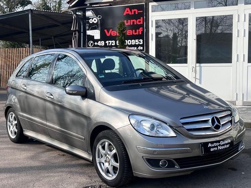 Gebraucht Mercedes B200 136 PS (100 kW) 2007 Grau Van / Kleinbus
