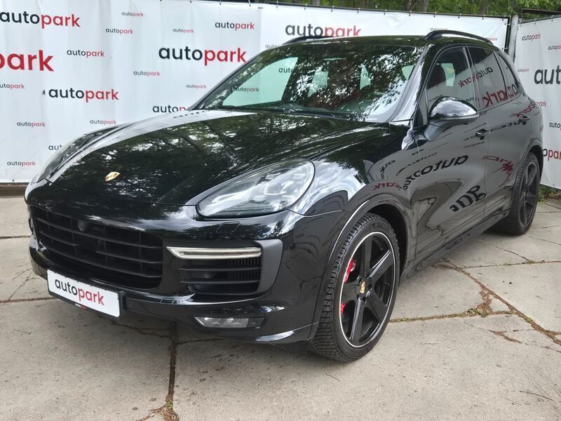 Schwarz Gebraucht 2017 Porsche Cayenne GTS SUV | 31.900 € (Teuer) - Bild 1/4