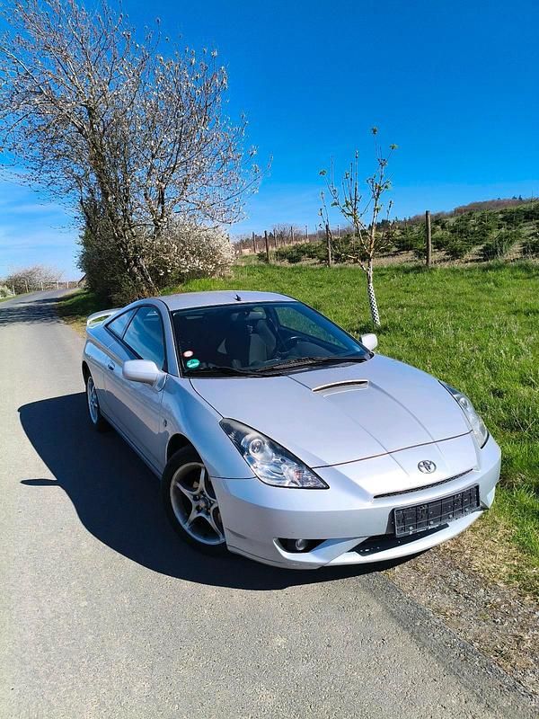 Gebraucht Toyota Celica T2 143 PS (105 kW) 2004 Silber Coupé