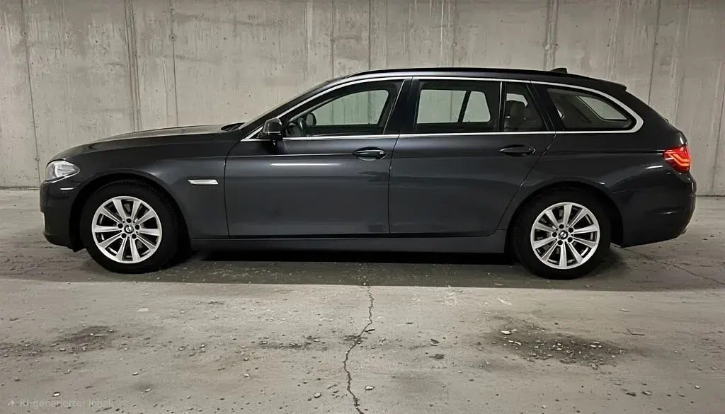 Gebraucht BMW 518 Luxury Line 150 PS (110 kW) 2016 Grau Kombi