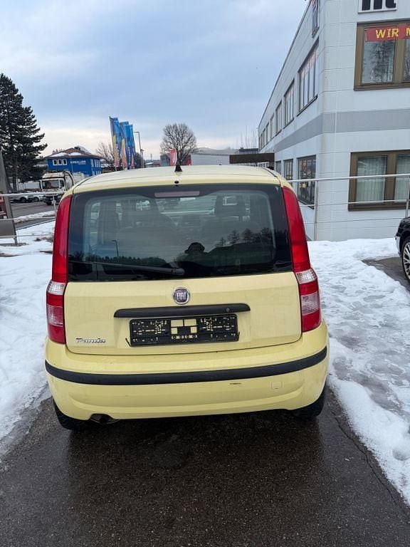 Gebraucht Fiat Panda Classica 69 PS (50 kW) 2012 Gelb Limousine