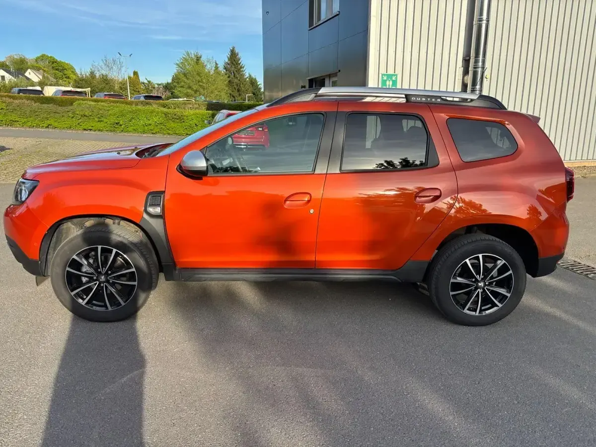 Gebraucht Dacia Duster Prestige 116 PS (85 kW) 2022 Orange SUV