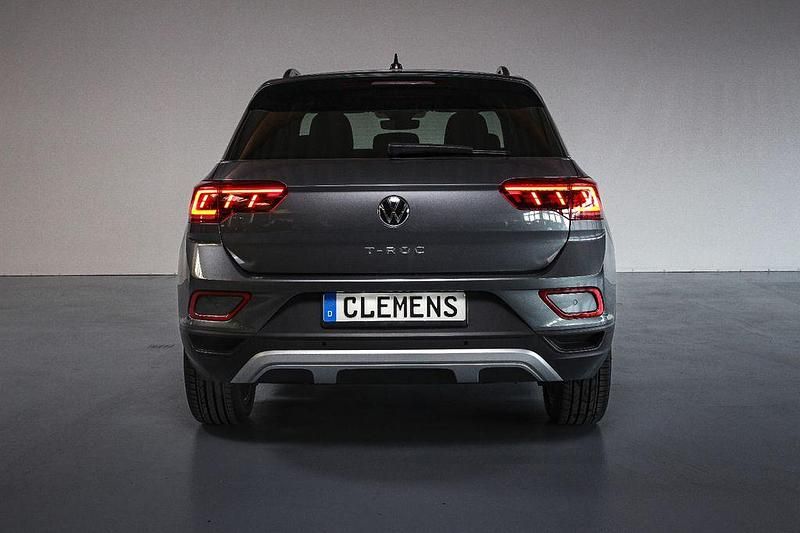 Gebraucht VW T-Roc Move 150 PS (110 kW) 2024 Grau SUV