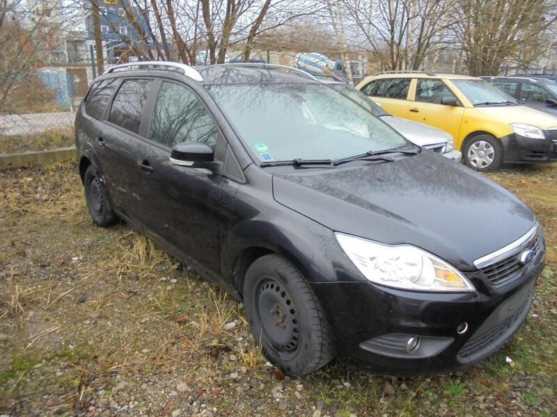 Schwarz Gebraucht 2010 Ford Focus Viva Kombi | 1.250 € (Superpreis) - Bild 1/4