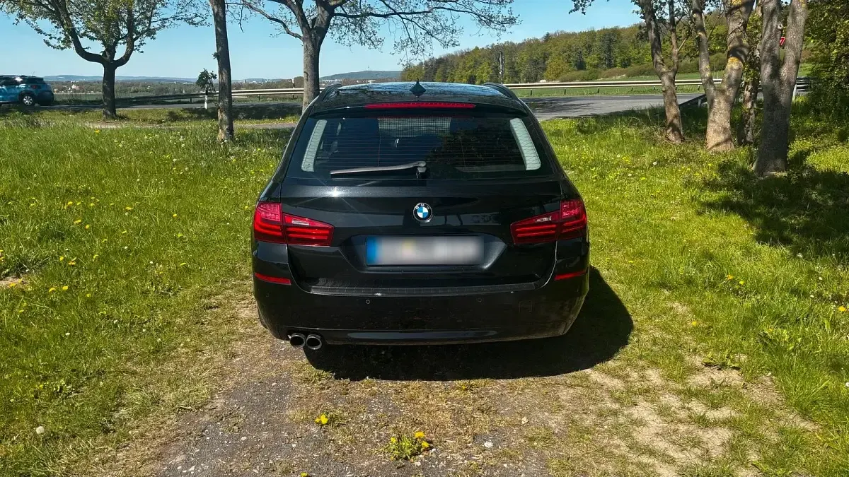 Second-hand BMW 525 218 CP (160 kW) 2014 Negru Break