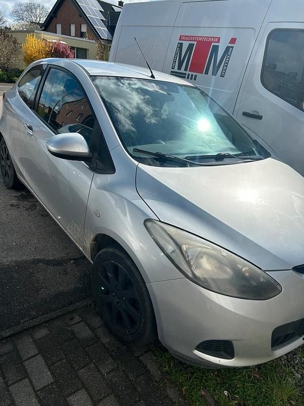 Gebraucht Mazda 2 102 PS (75 kW) 2008 Silber Kleinwagen