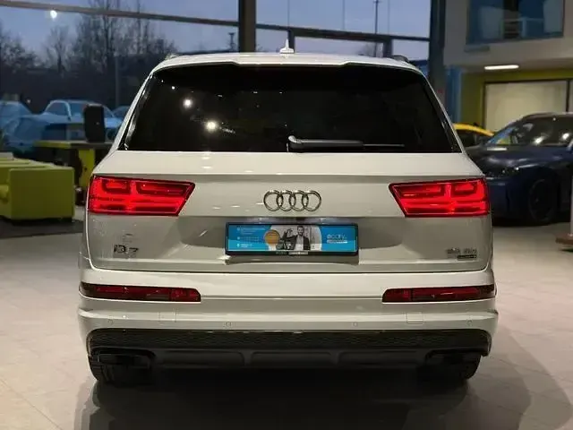 Gebraucht Audi Q7 Ambiente 286 PS (210 kW) 2018 Weiß SUV
