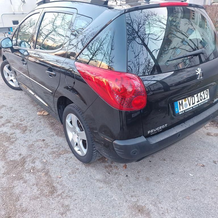 Gebraucht Peugeot 207 Premium 120 PS (88 kW) 2011 Schwarz Kombi