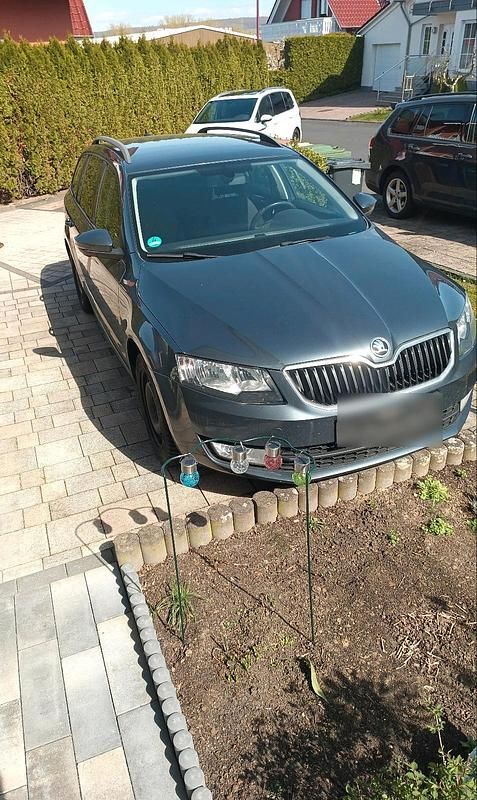 Gebraucht Skoda Octavia 150 PS (110 kW) 2016 Grau Kleinwagen
