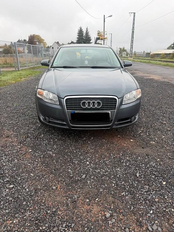 Grau Gebraucht 2005 Audi A4 Limousine | 2.500 € (Superpreis) - Bild 1/4